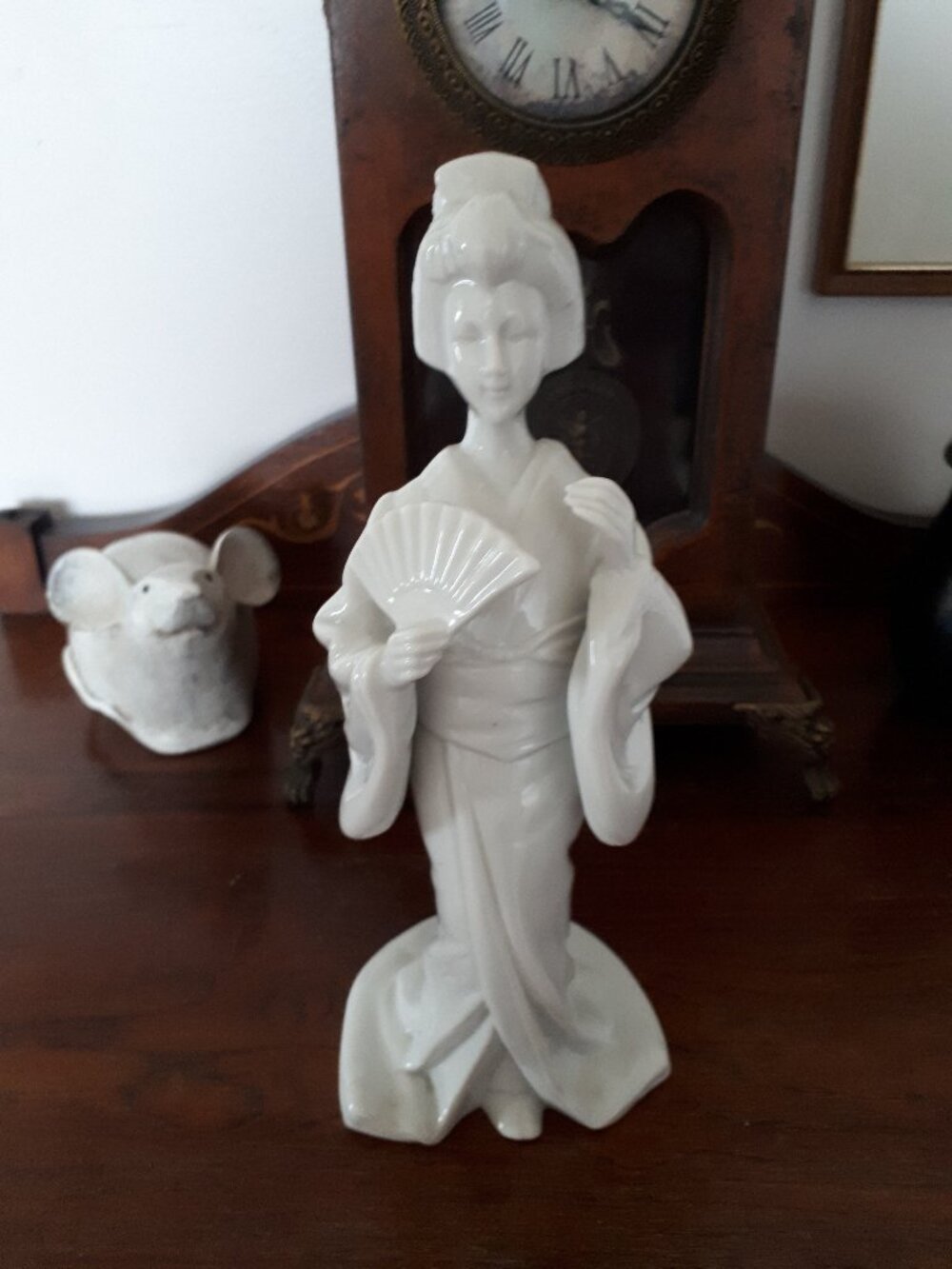 Geisha Figurine